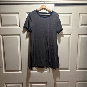 Vans Short Sleeve Gray T-Shirt Dress in Size Medium